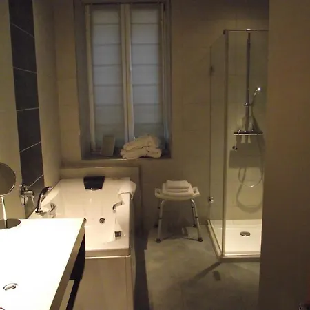 Au Cygne Szálloda 3*