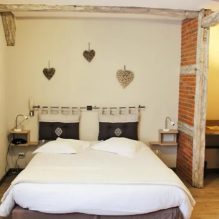 Au Cygne Hotel